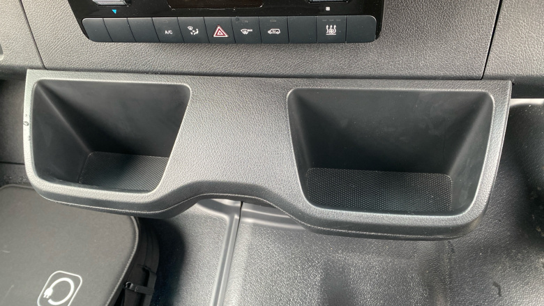 Mercedes-Benz Sprinter E314 L2 Electric Rwd 100kW 81kWh Pro Van Auto